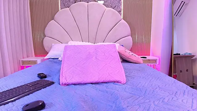 nata luna online show from 13, 11, 2025