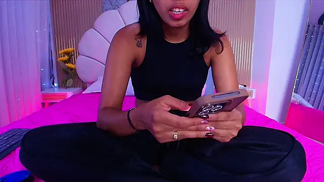 nata luna online show from 28, 4, 2026