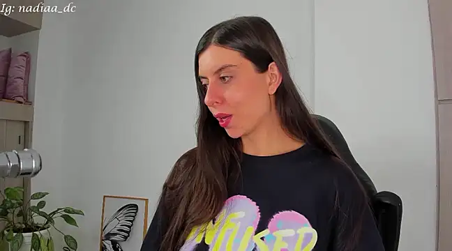 Snapshot of Nadiaa_ chatting on 15, 2, 2025 Nadiaa online show from 15, 2, 2025