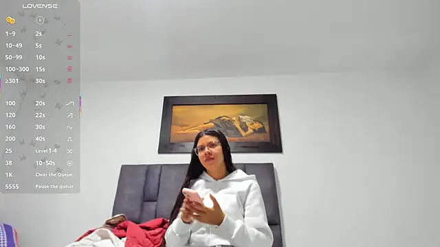 Vahiolet smith online show from 6, 7, 2026