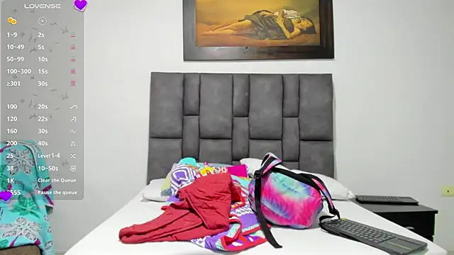 Vahiolet smith online show from 22, 7, 2026