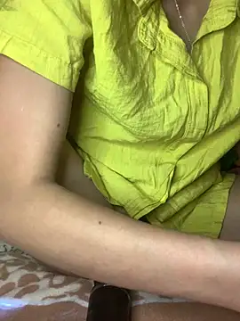 Asianmombigasss online show from 1, 3, 2026