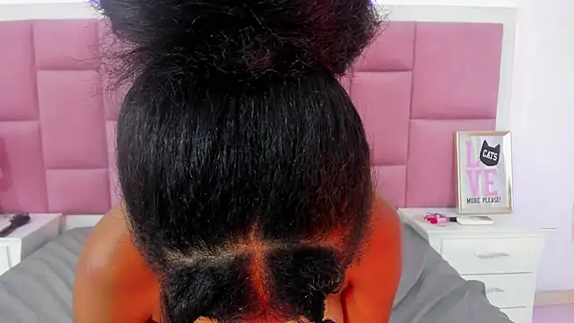 StormiHills online show from 7, 2, 2025