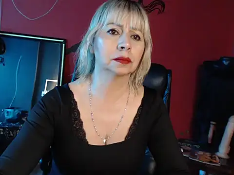 KLOE PIELL online show from 3, 3, 2026