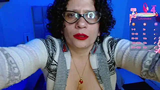 Snapshot of Daneshka_naughty chatting on 23, 9, 2025 Daneshka naughty online show from 23, 9, 2025