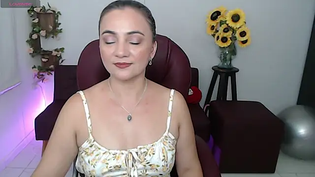 Ghada milf online show from 13, 4, 2026
