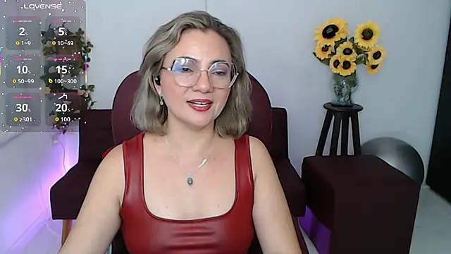 Ghada milf online show from 24, 4, 2026