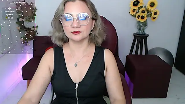 Ghada milf online show from 2, 5, 2026