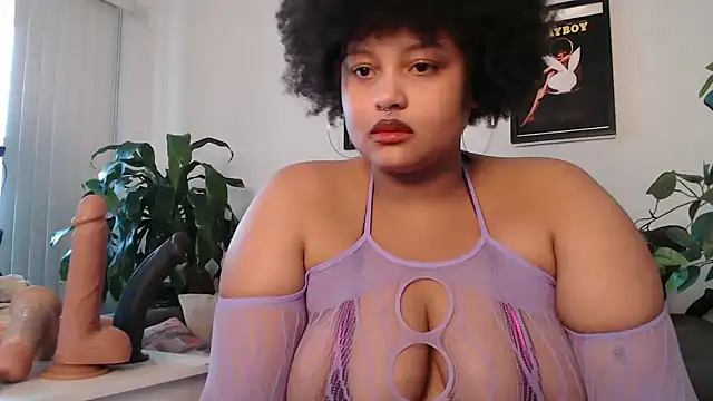 Snapshot of TheeVixxxen chatting on 19, 1, 2025 TheeVixxxen online show from 19, 1, 2025