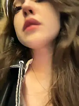 Peachy Dream online show from 11, 12, 2024