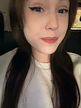 Peachy Dream online show from 18, 12, 2024