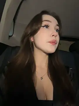 Peachy Dream online show from 21, 12, 2024