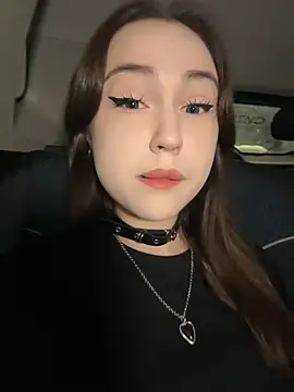 Peachy Dream online show from 8, 1, 2025