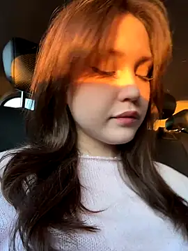 Peachy Dream online show from 9, 9, 2025