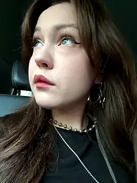 Peachy Dream online show from 10, 9, 2025