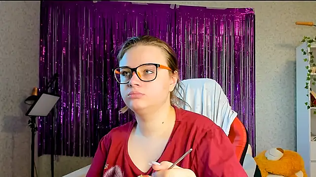 Seductive She Wolf online show from 19, 3, 2025