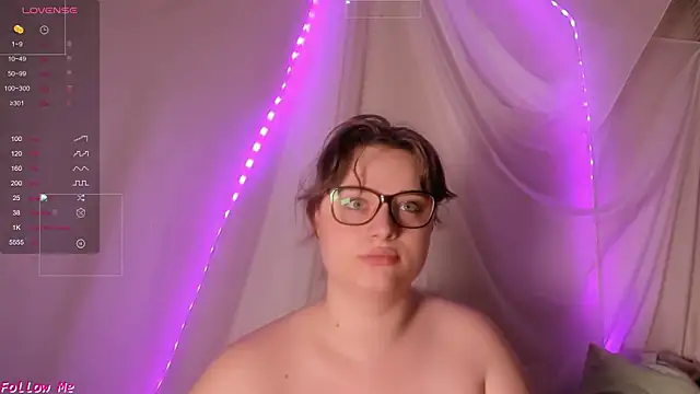 Seductive She Wolf online show from 29, 6, 2026