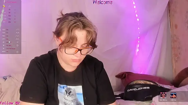 Seductive She Wolf online show from 14, 7, 2026