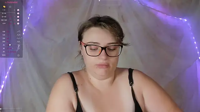 Seductive She Wolf online show from 27, 7, 2026
