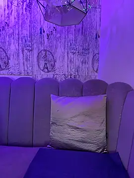 AbyThompson online show from 10, 1, 2026