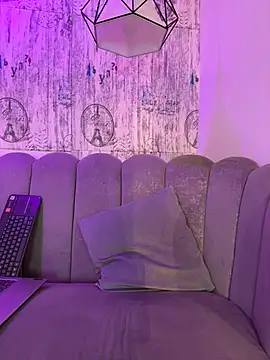 AbyThompson online show from 9, 7, 2026