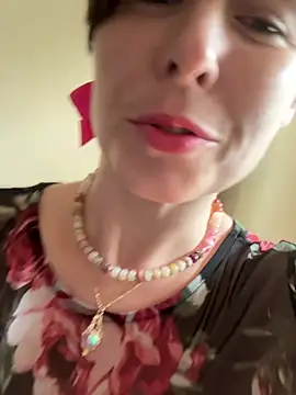 KatieBARBiE98 online show from 5, 7, 2026