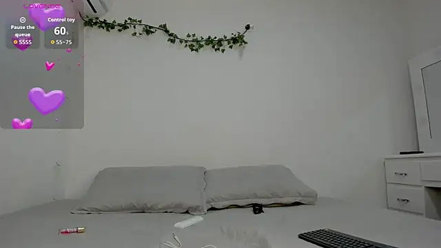 ashley lemus online show from 2, 12, 2025