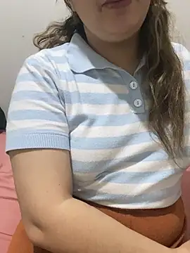 yassminsexy22 online show from 22, 2, 2026