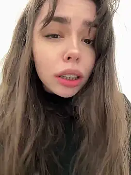 pantyless online show from 5, 2, 2026