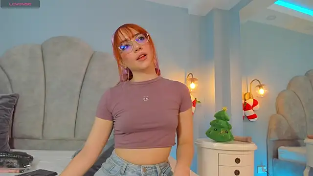 sweeet peach online show from 14, 12, 2024