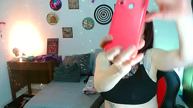 catalinamommyx online show from 15, 3, 2026