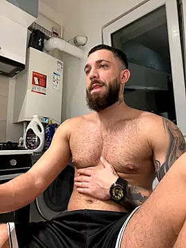 Snapshot of LoveIsBlind_ chatting on 18, 10, 2025 LoveIsBlind  online show from 18, 10, 2025