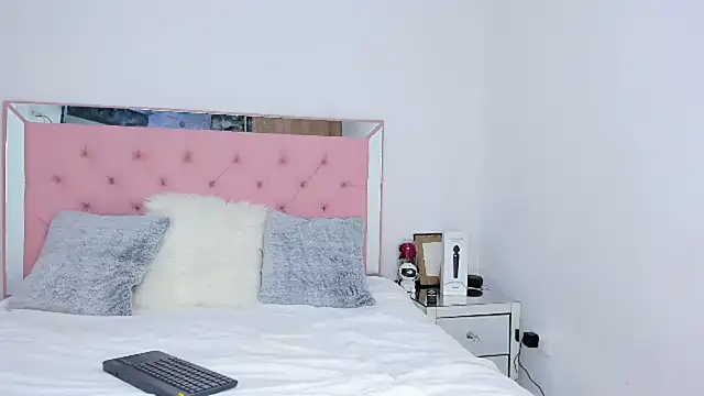  violetadulce online show from 22, 2, 2025