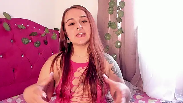 Snapshot of evy_orange1 chatting on 6, 12, 2024 evy orange1 online show from 6, 12, 2024