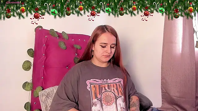 Snapshot of evy_orange1 chatting on 23, 12, 2024 evy orange1 online show from 23, 12, 2024