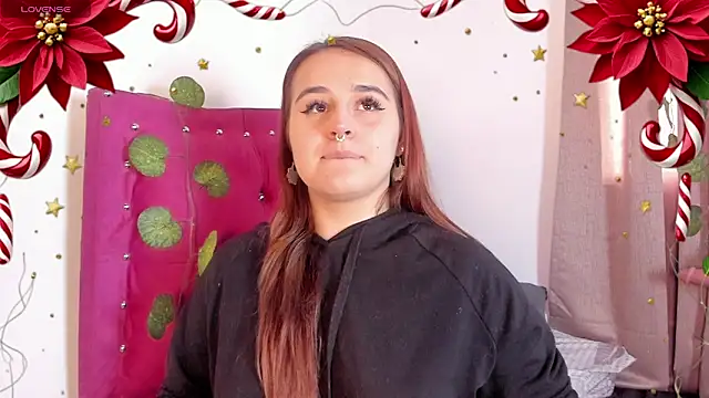 Snapshot of evy_orange1 chatting on 27, 12, 2024 evy orange1 online show from 27, 12, 2024