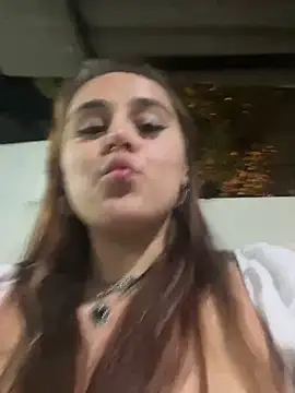 Snapshot of evy_orange1 chatting on 1, 1, 2025 evy orange1 online show from 1, 1, 2025