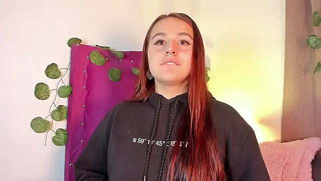 Snapshot of evy_orange1 chatting on 19, 1, 2025 evy orange1 online show from 19, 1, 2025