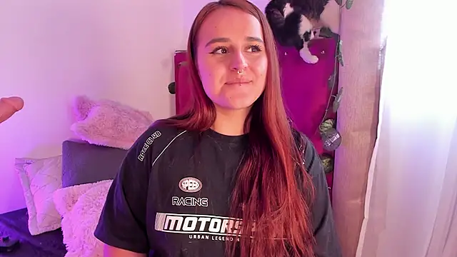 Snapshot of evy_orange1 chatting on 28, 1, 2025 evy orange1 online show from 28, 1, 2025