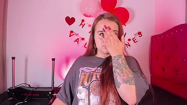 Snapshot of evy_orange1 chatting on 12, 2, 2025 evy orange1 online show from 12, 2, 2025