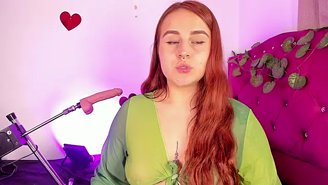 Snapshot of evy_orange1 chatting on 12, 3, 2025 evy orange1 online show from 12, 3, 2025