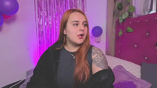 Snapshot of evy_orange1 chatting on 17, 9, 2025 evy orange1 online show from 17, 9, 2025