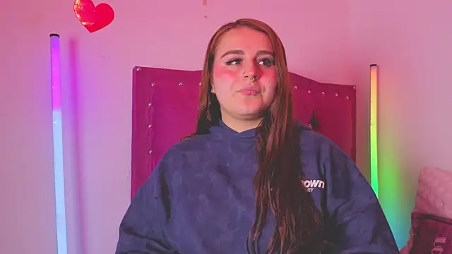 Snapshot of evy_orange1 chatting on 7, 10, 2025 evy orange1 online show from 7, 10, 2025