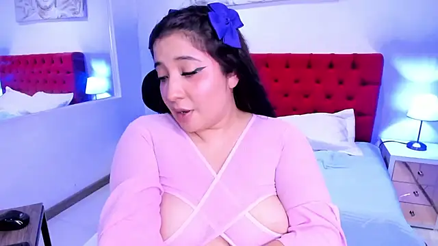 Emma monserrat online show from 6, 3, 2025