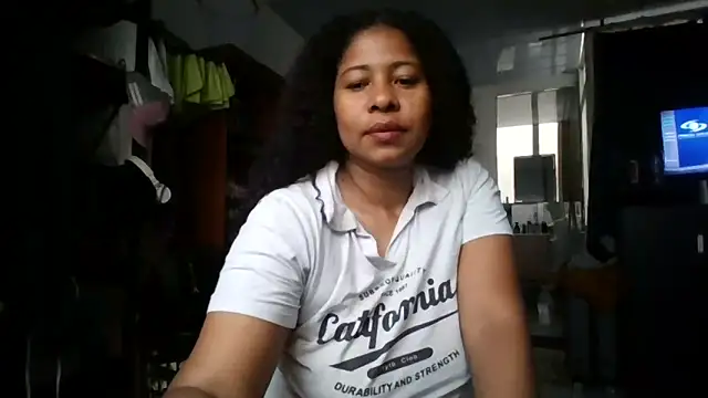 Ivon-09 online show from 27, 10, 2025