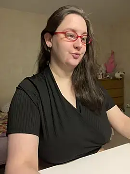 Snapshot of hungry1bunny chatting on 21, 4, 2026 hungry1bunny online show from 21, 4, 2026