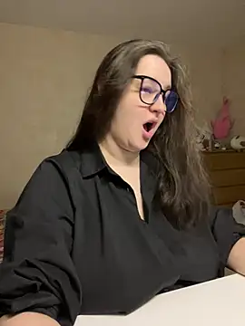 Snapshot of hungry1bunny chatting on 23, 4, 2026 hungry1bunny online show from 23, 4, 2026