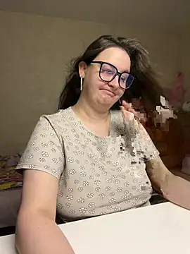 Snapshot of hungry1bunny chatting on 13, 5, 2026 hungry1bunny online show from 13, 5, 2026
