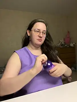 Snapshot of hungry1bunny chatting on 6, 6, 2026 hungry1bunny online show from 6, 6, 2026