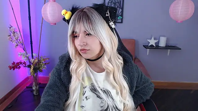 Snapshot of yumin3ko chatting on 21, 1, 2025 yumin3ko online show from 21, 1, 2025